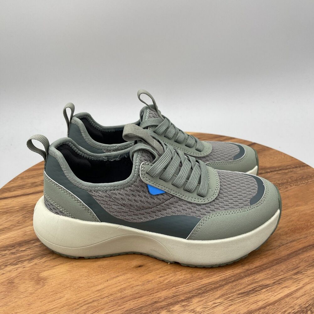 Vessi Torrent Shoes Womens Size 5 Green Waterproof Dyma-tex Comfort Sneakers